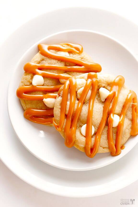 Caramel White Chocolate Cookies by Gimme Some Oven