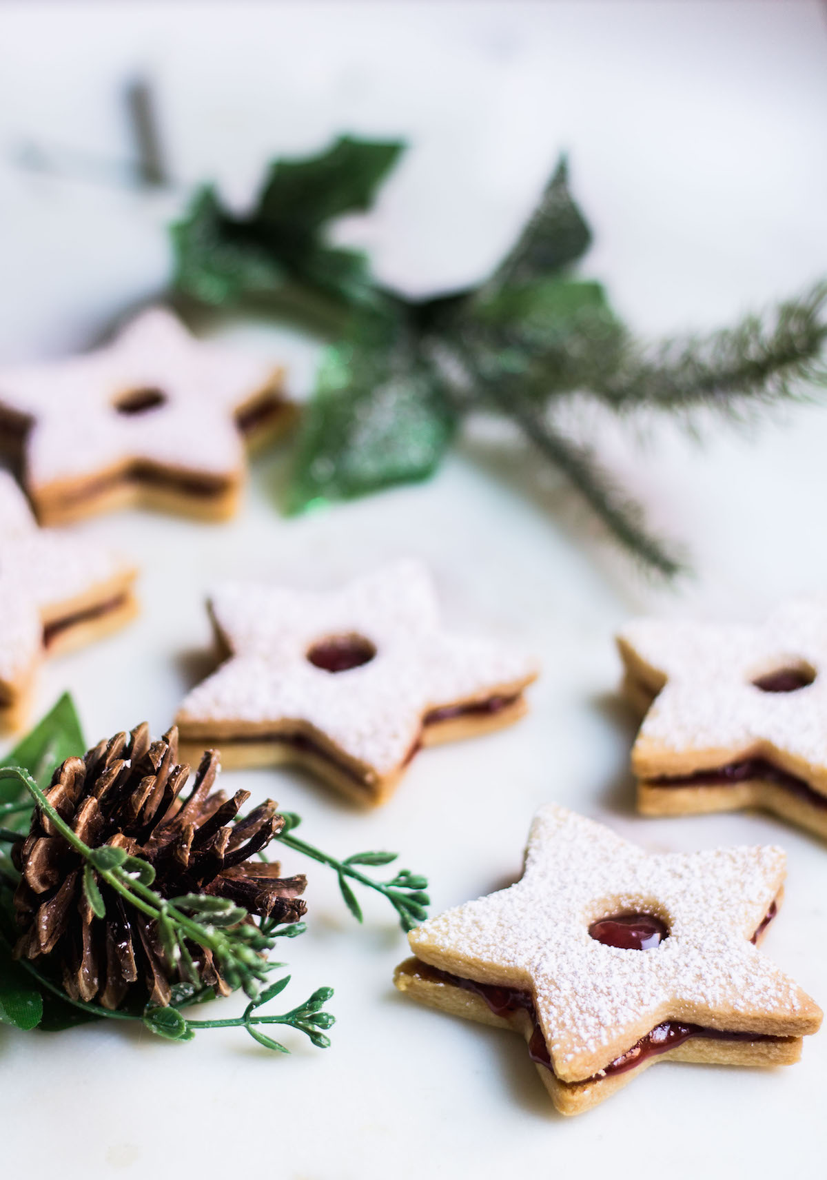 Linzer Cookies