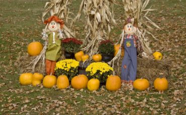 Happy Scarecrows.