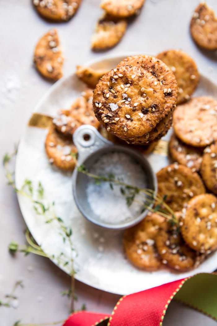 Addicting Baked Seasoned Ritz Crackers