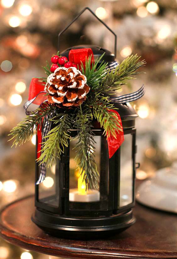 Christmas Lantern for the Festive Dinner Table.