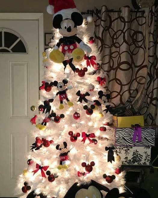 Christmas Mickey mouse tree.