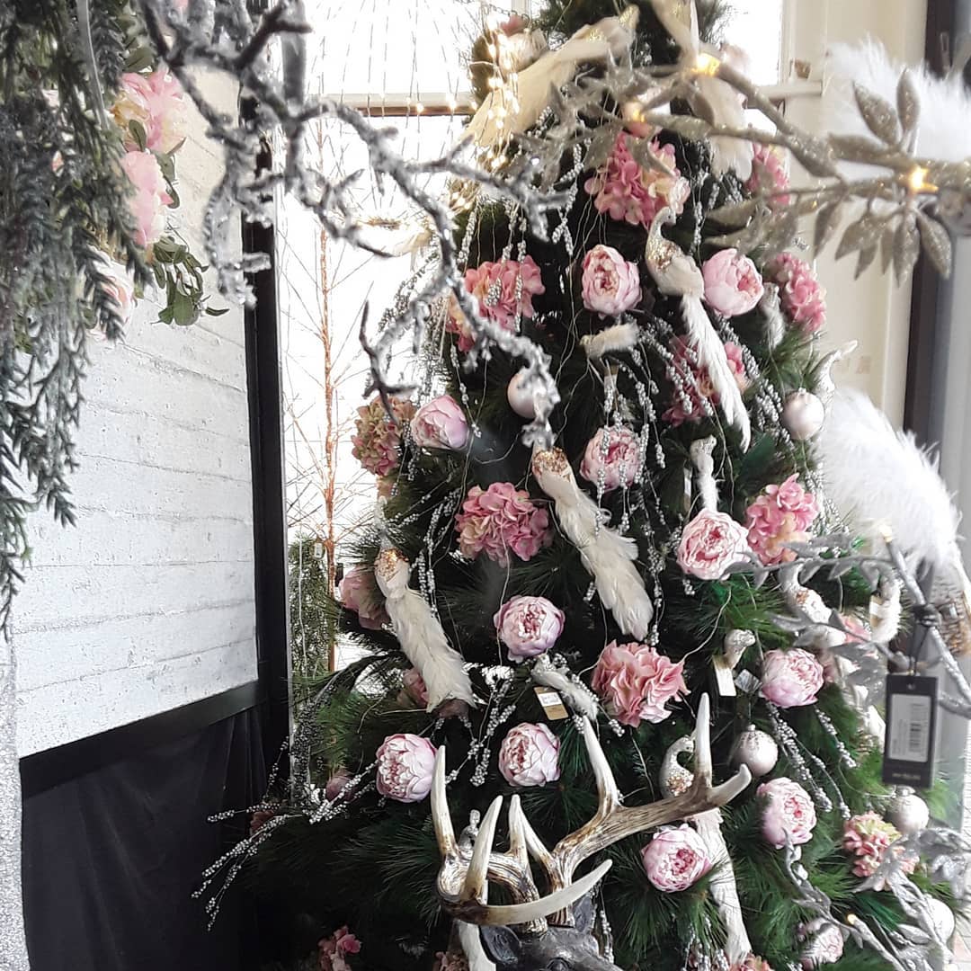 Floral Christmas Tree.