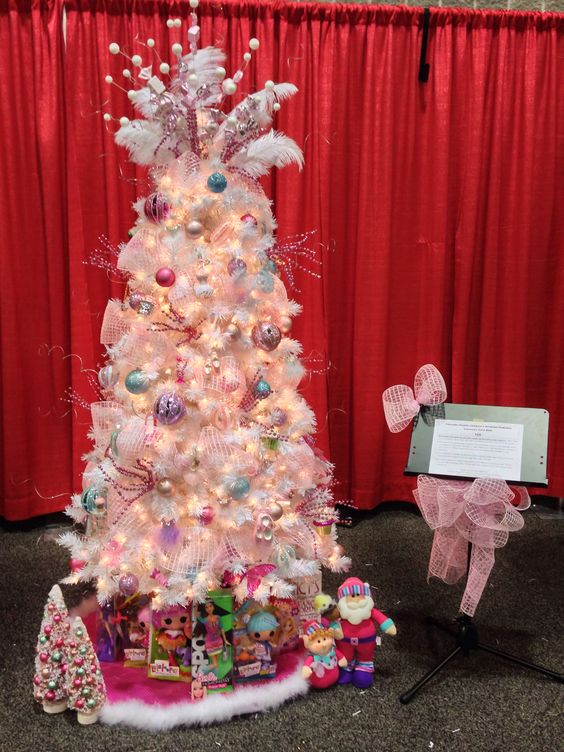 Girly pink and white Christmas Tree.