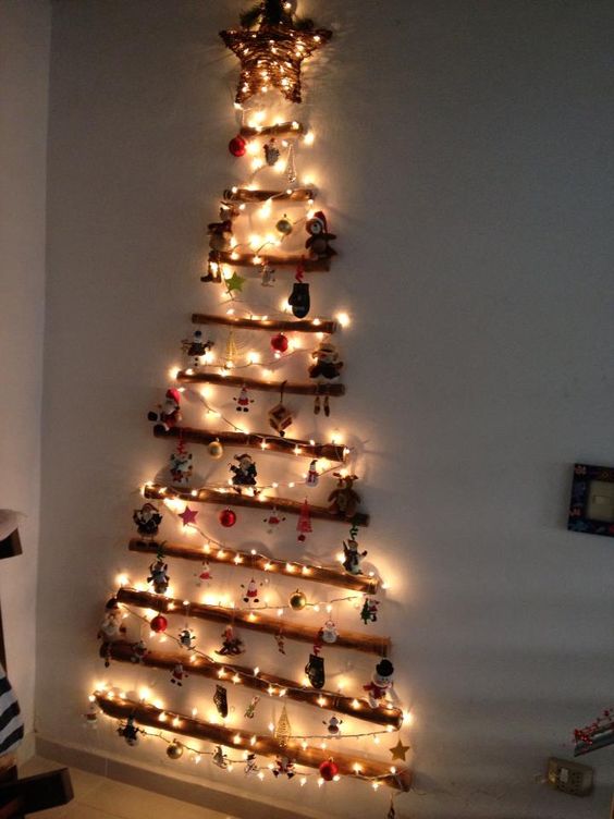 Rustic and beautiful Christmas wall tree.