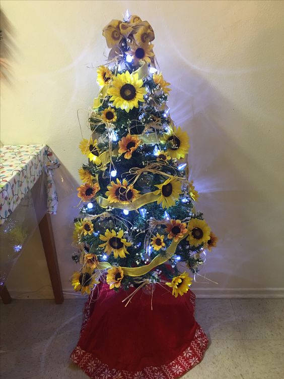 Sunflower Christmas themed tree.