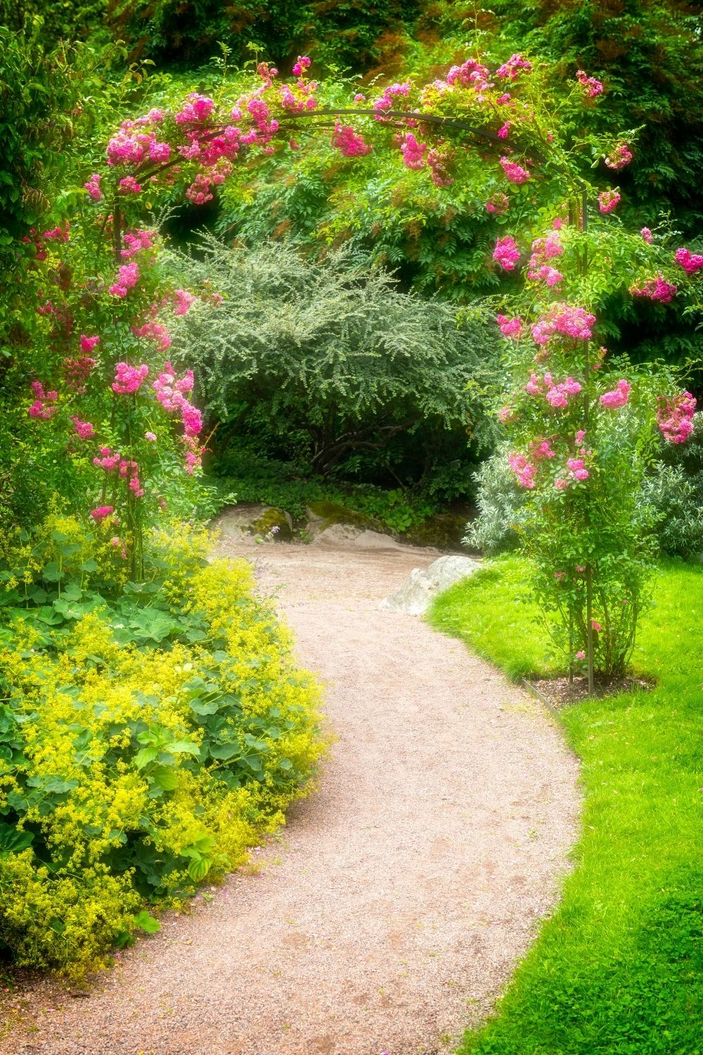 Blossoming entrance