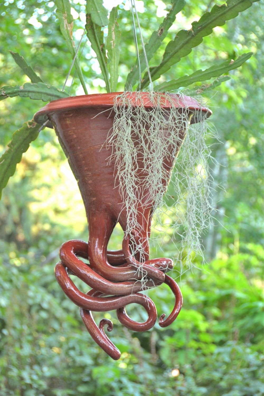 Ways to hang the planter